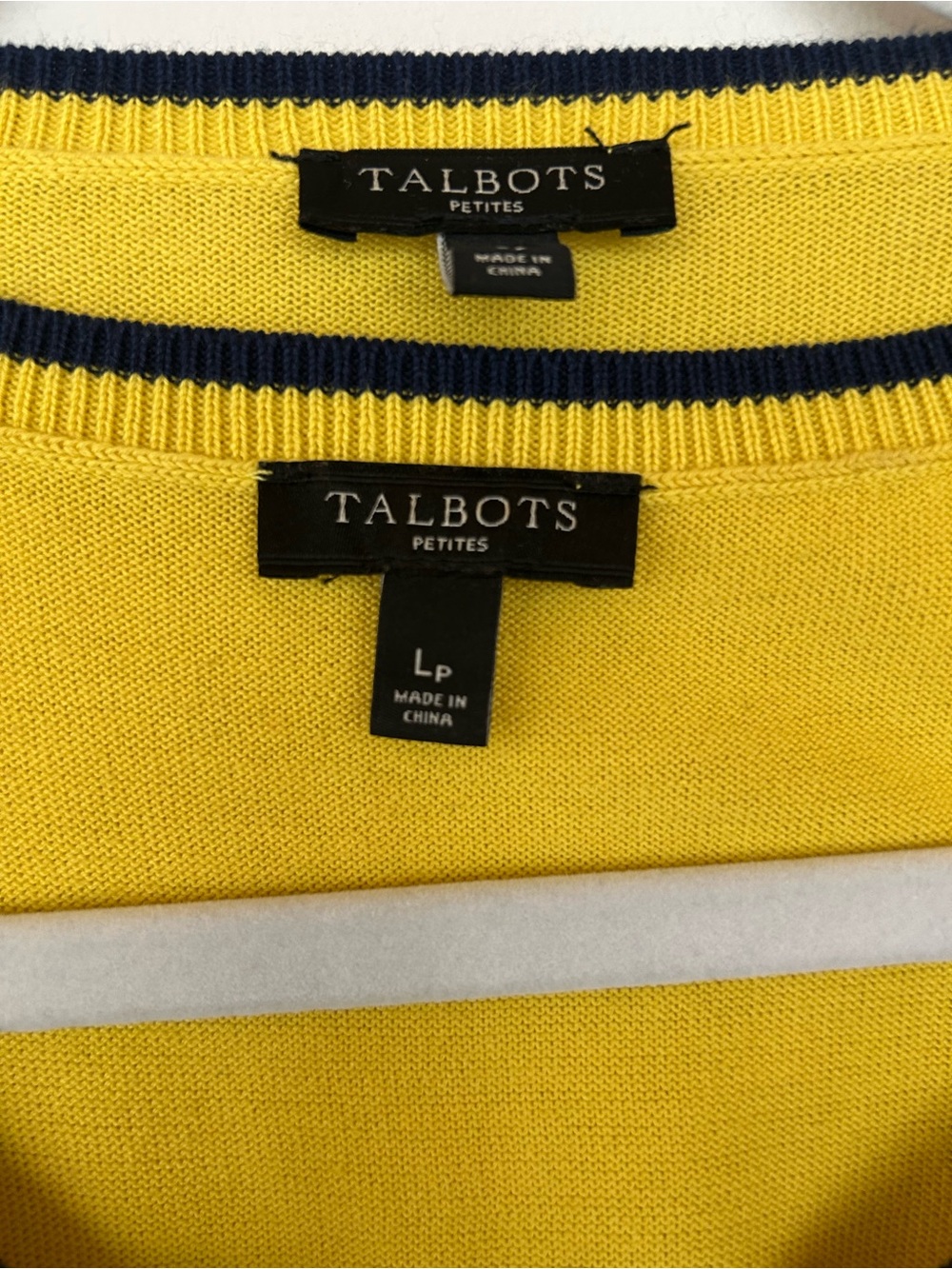 Talbots Women’s 2pc Yellow Cardigan and Shell Set. Size Large Petite. - Picture 4 of 9